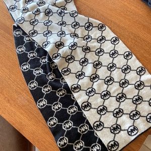 Michael Kors Scarf